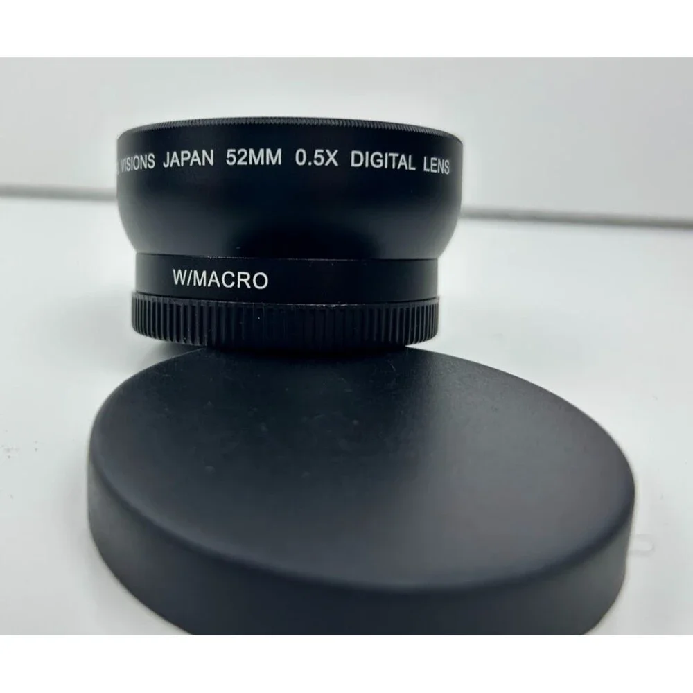 DIGITAL VISIONS  52MM 0.5X DIGITAL CAMERA LENS W/MACRO JAPAN - USED
